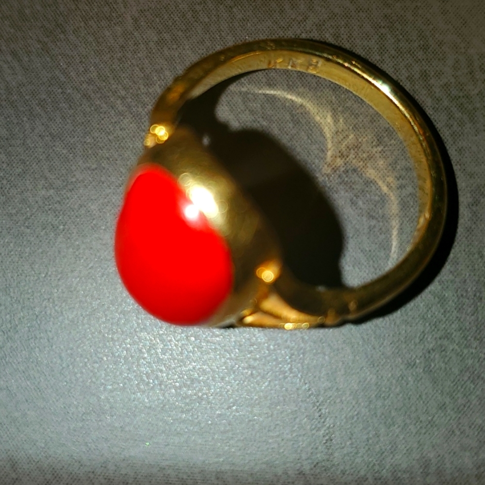 Heavy 22 ct ring size 7.5